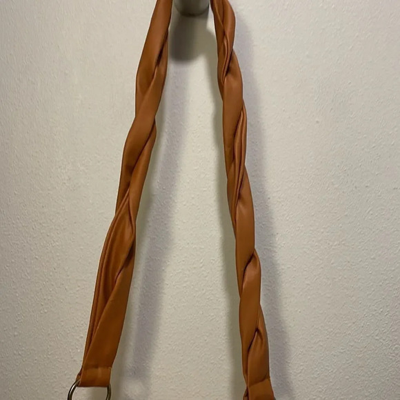 Murval Woman’s copper beaded handbag - Picture 7 of 14